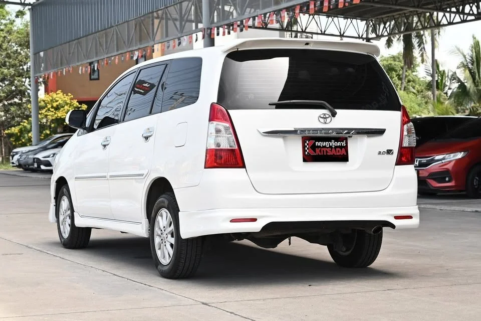 2013 Toyota Innova I 2