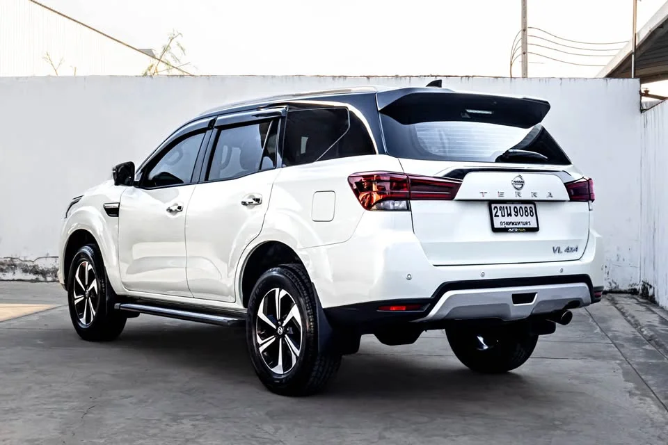 2022 Nissan Terra 3