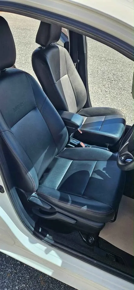 2015 Toyota Yaris III 3