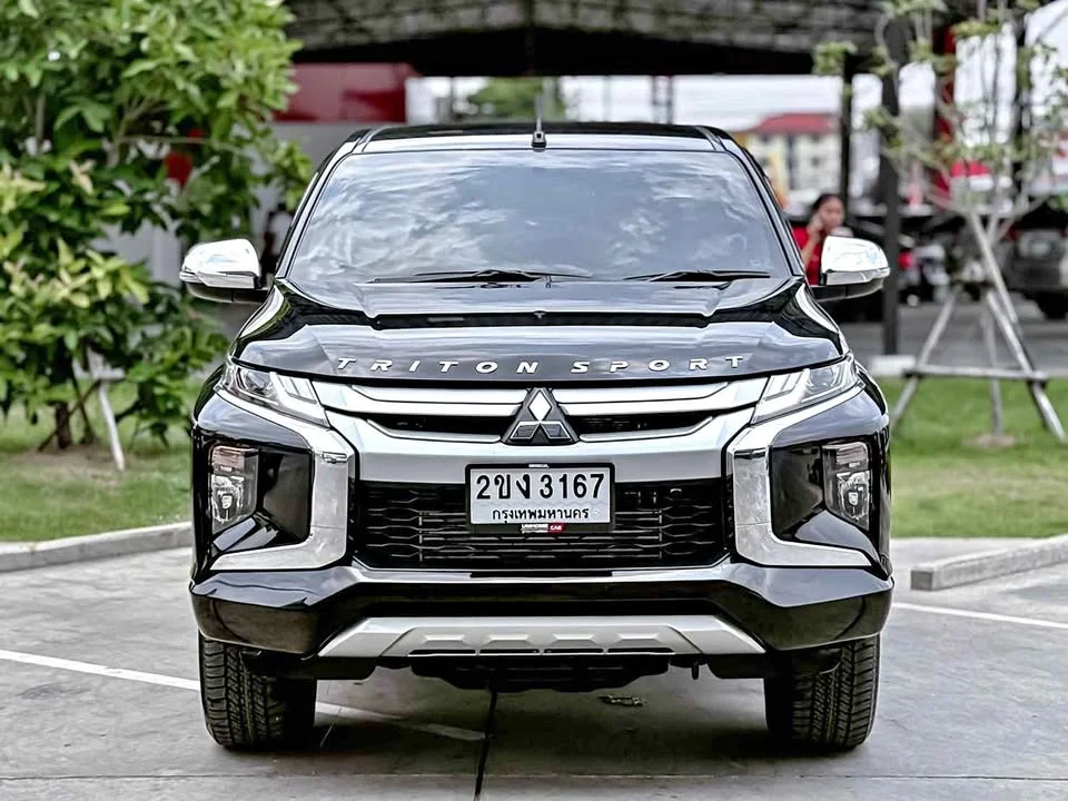 2021 Mitsubishi Triton V 3
