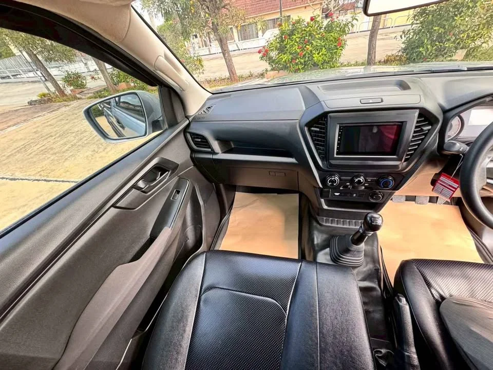 2020 Isuzu D-Max III (RG) 3
