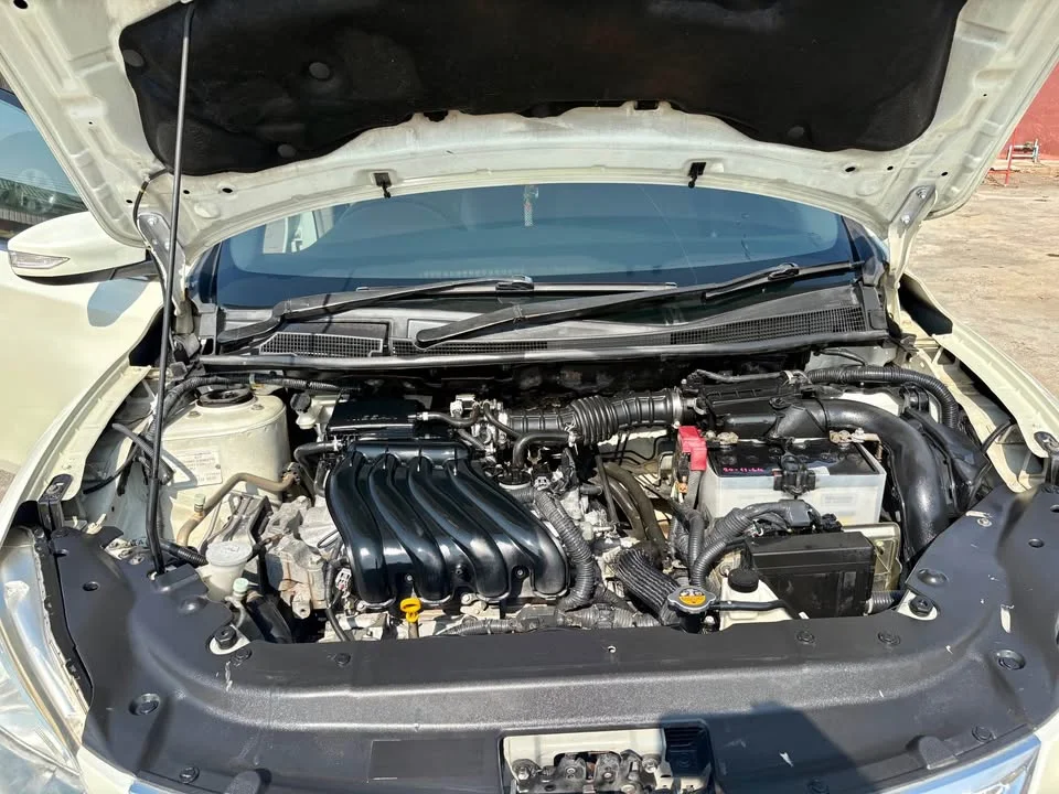 2013 Nissan Sylphy III (B17) 2