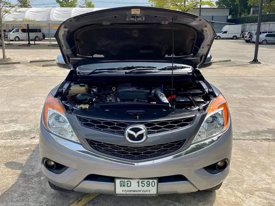 2013 Mazda BT-Series II 2