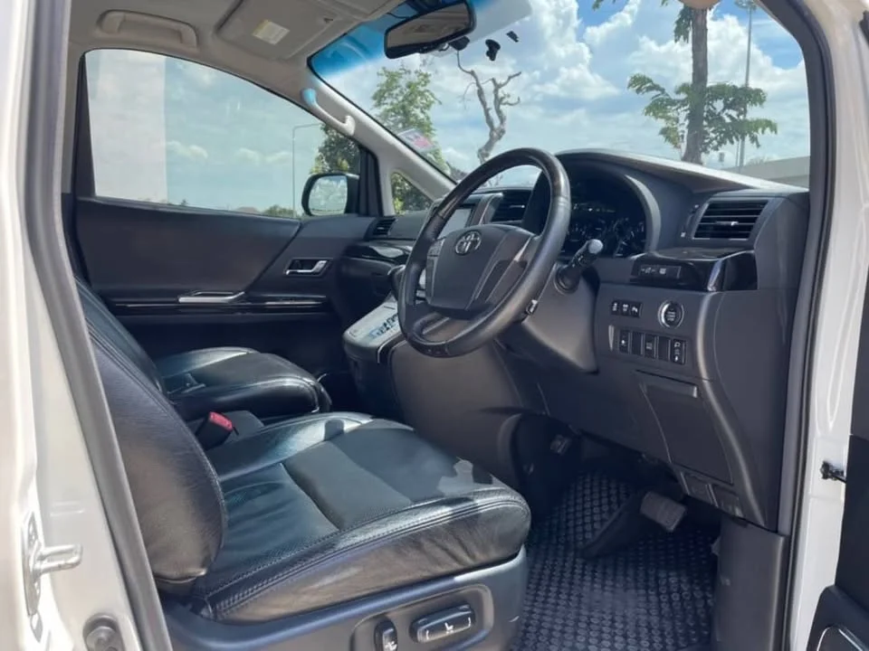 2013 Toyota Alphard, Vellfire II (AH20) 2