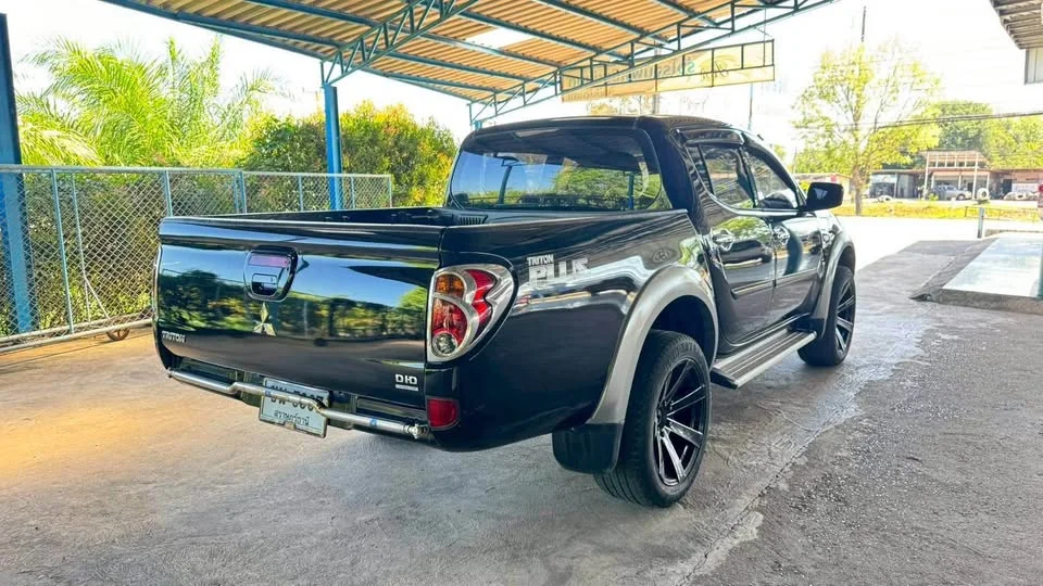 2012 Mitsubishi Triton IV 3