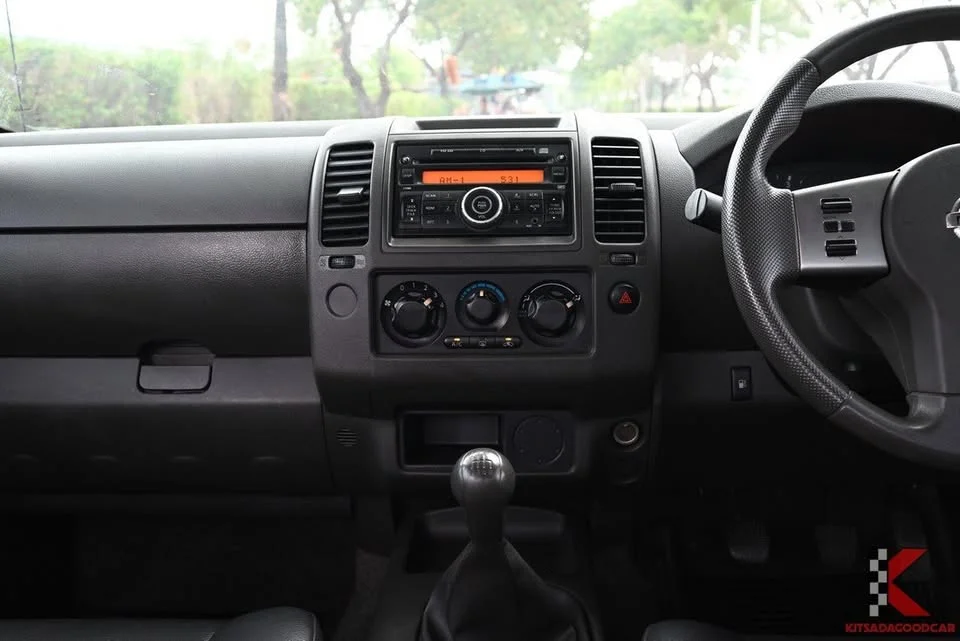 2012 Nissan Navara II 2