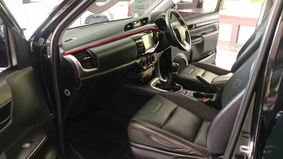 2016 Toyota Hilux VIII 3