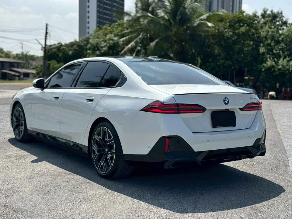 2025 BMW 5er VIII 2