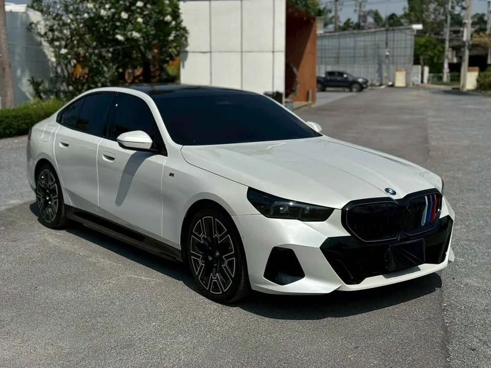 2025 BMW 5er VIII 3