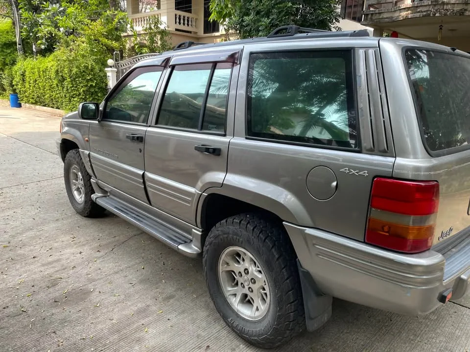 1997 Jeep Grand Cherokee ZJ 3
