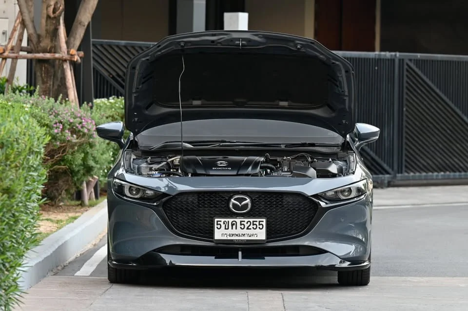 2022 Mazda 3 IV 2