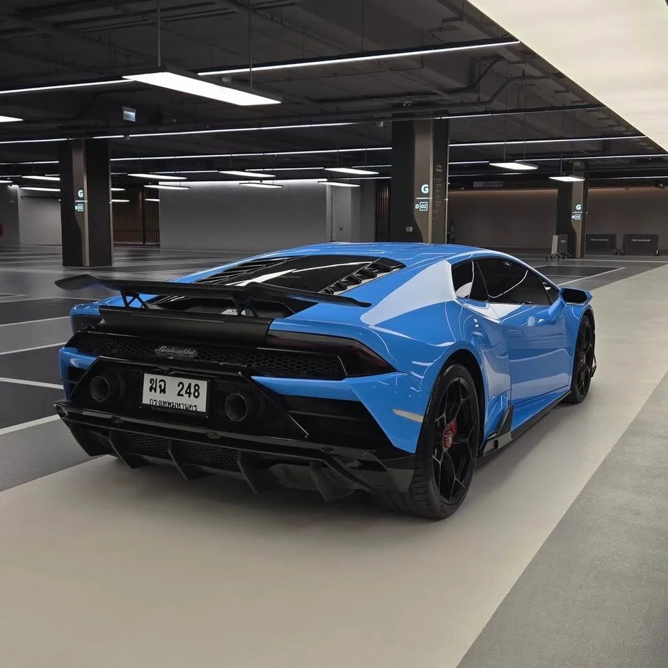 2021 Lamborghini Huracan 2