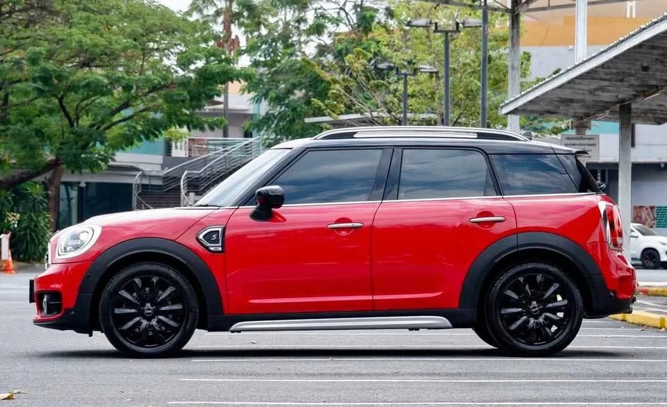 2020 Mini Countryman II 2
