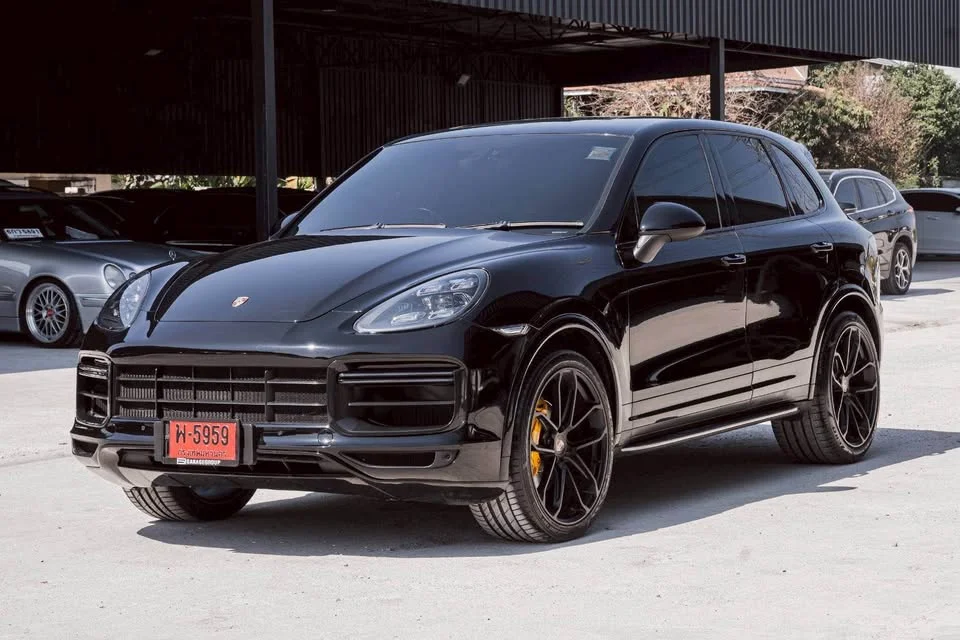 2011 Porsche Cayenne II 3