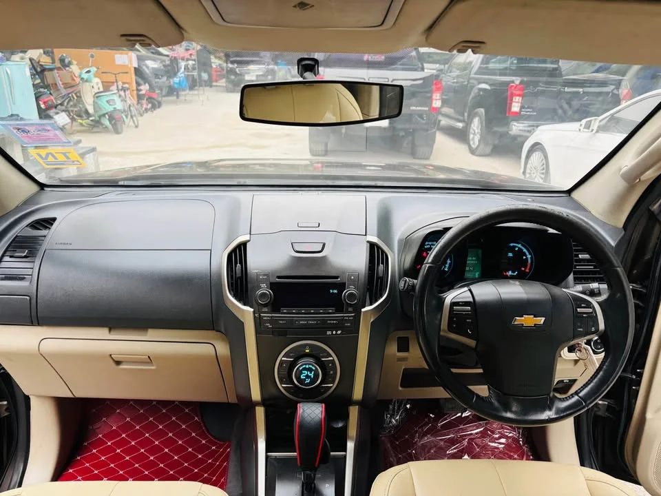 2013 Chevrolet TrailBlazer II 2