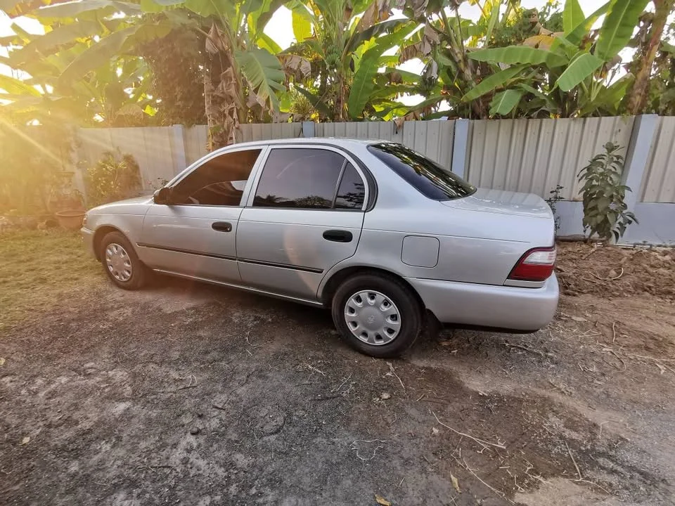 1995 Toyota Corolla Altis VII (E100) 3