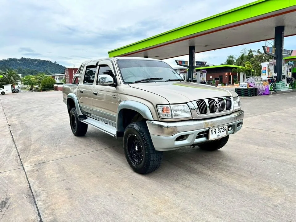 2003 Toyota Hilux Tiger VI 2