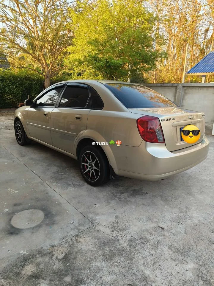 2004 Chevrolet Optra 3