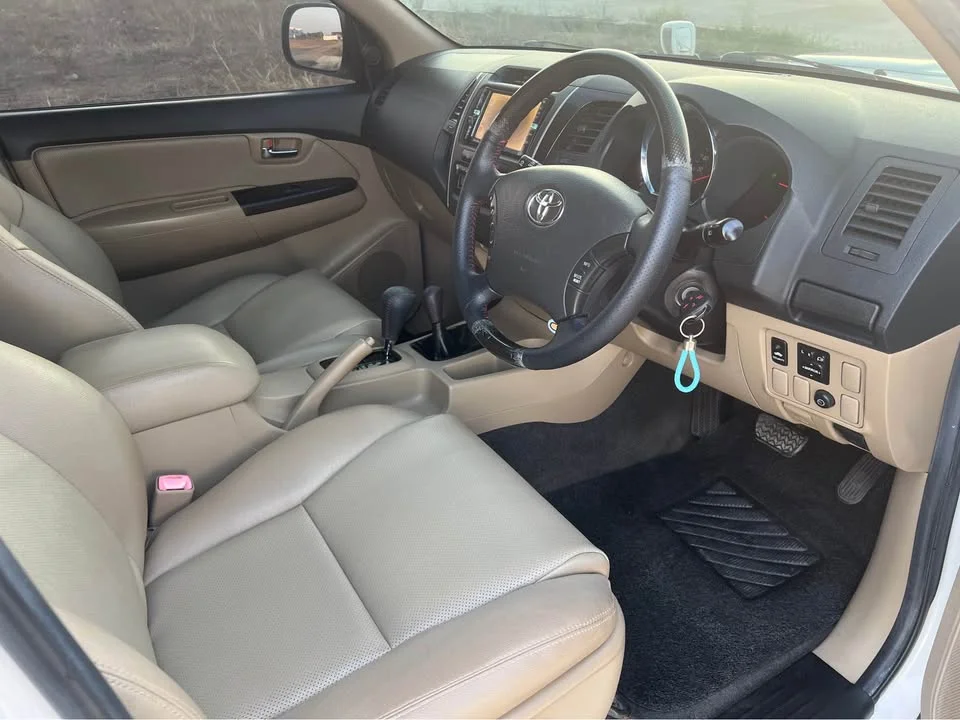 2009 Toyota Fortuner I 2
