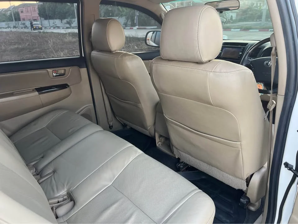 2009 Toyota Fortuner I 3