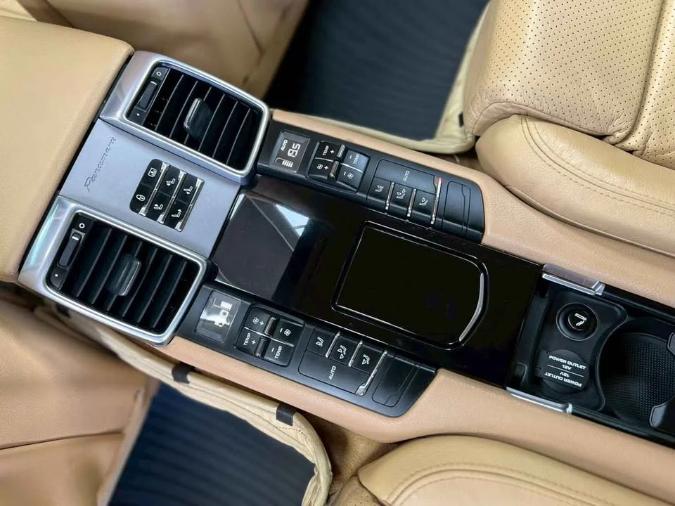 2013 Porsche Panamera I 2