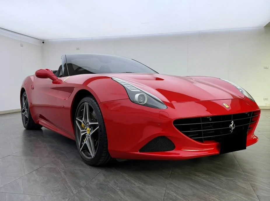 2016 Ferrari California T 3