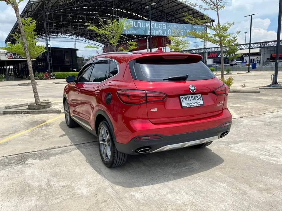 2021 MG HS 2