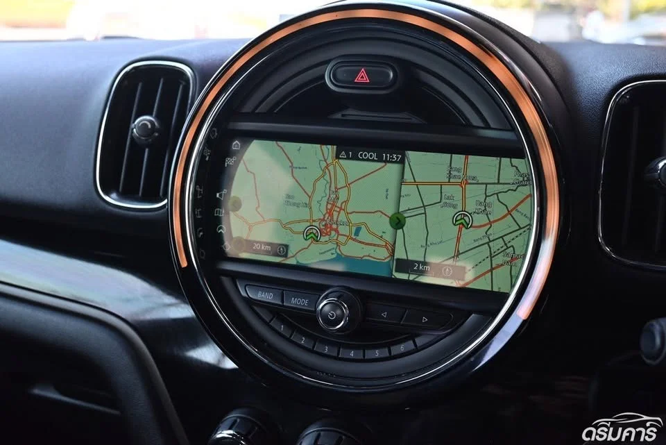 2017 Mini Hatch  III 2
