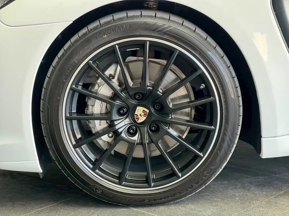 2012 Porsche Panamera I 2