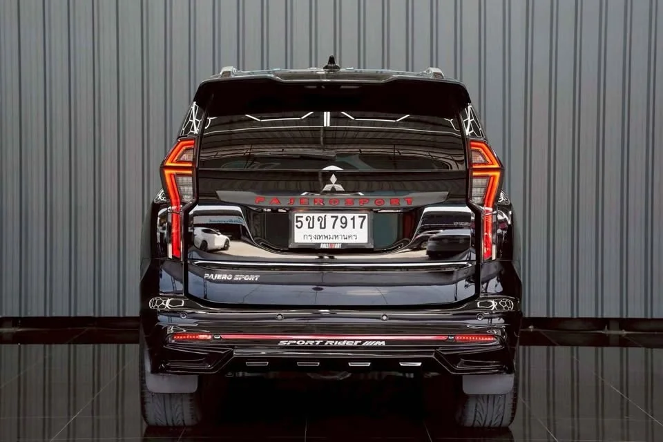 2023 Mitsubishi Pajero Sport III 2