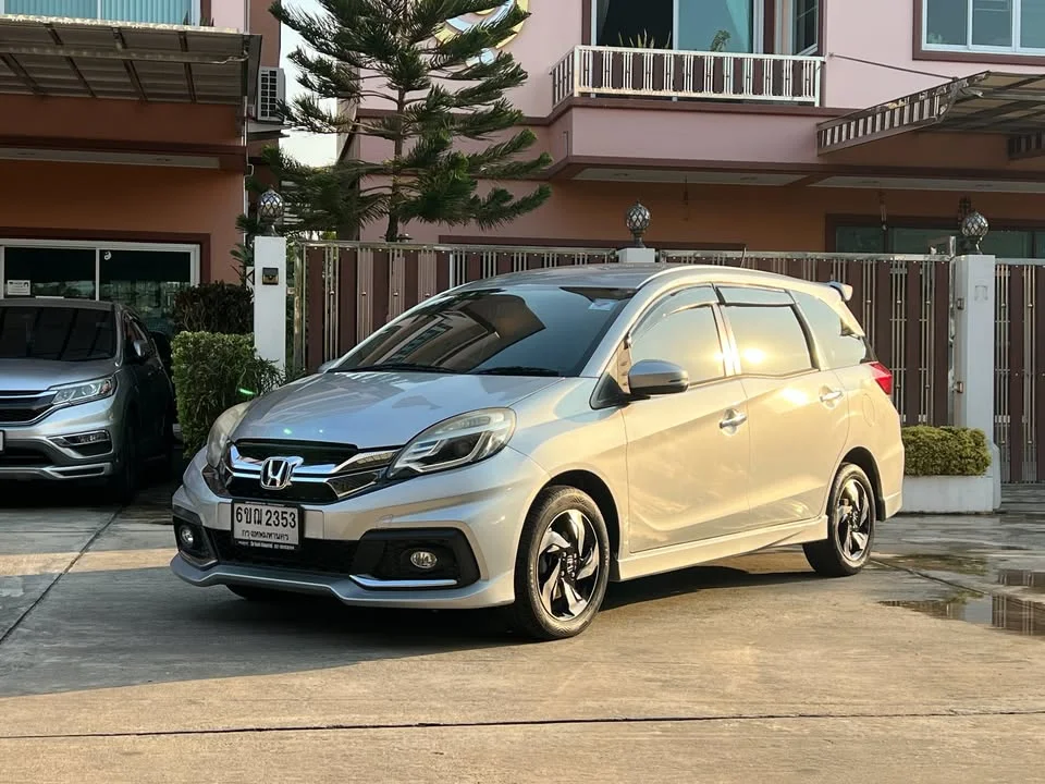 2016 Honda Mobilio II 3