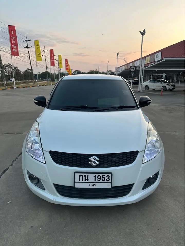 2012 Suzuki Swift II 2