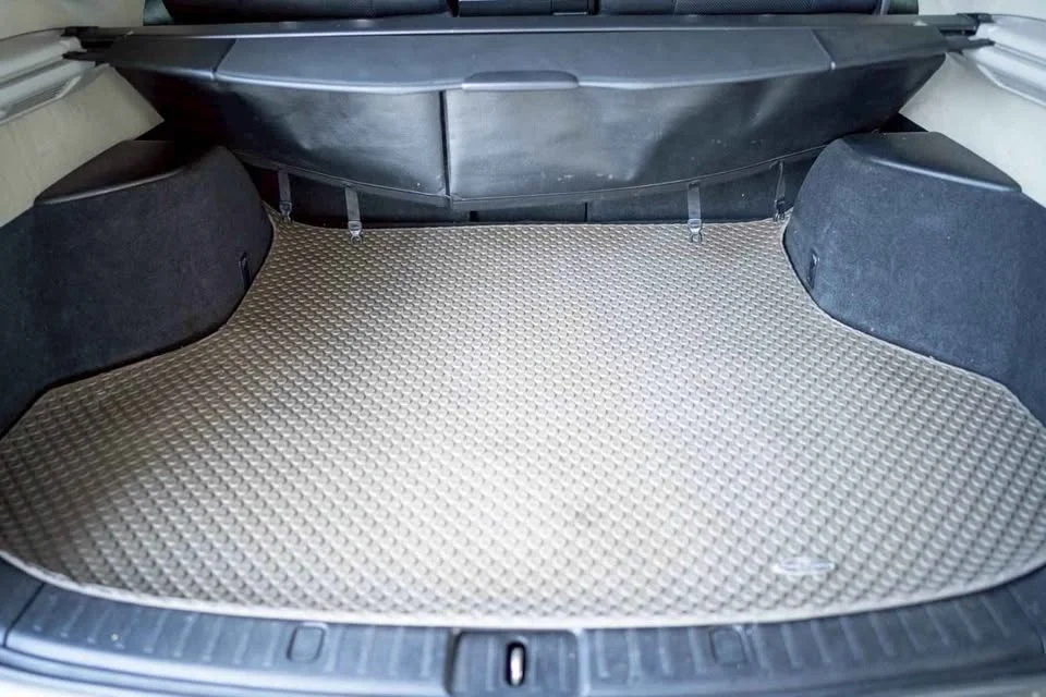 2004 Toyota Harrier II 3