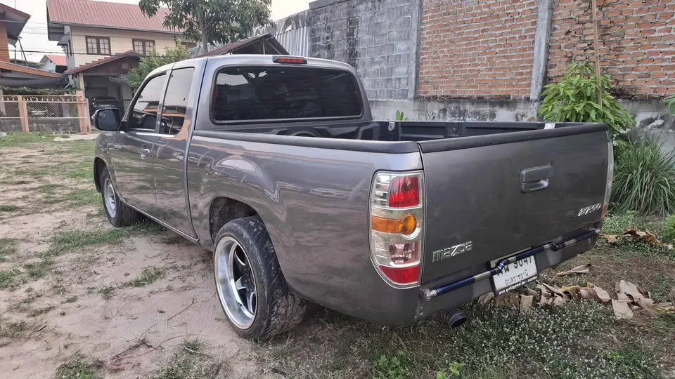 2011 Mazda BT-Series I 3