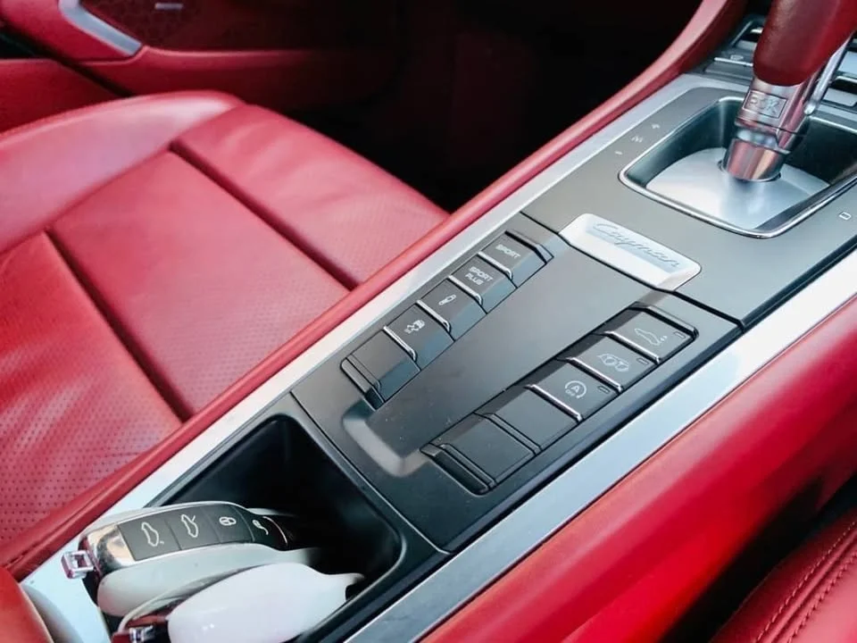 2015 Porsche Boxster and Cayman III 3