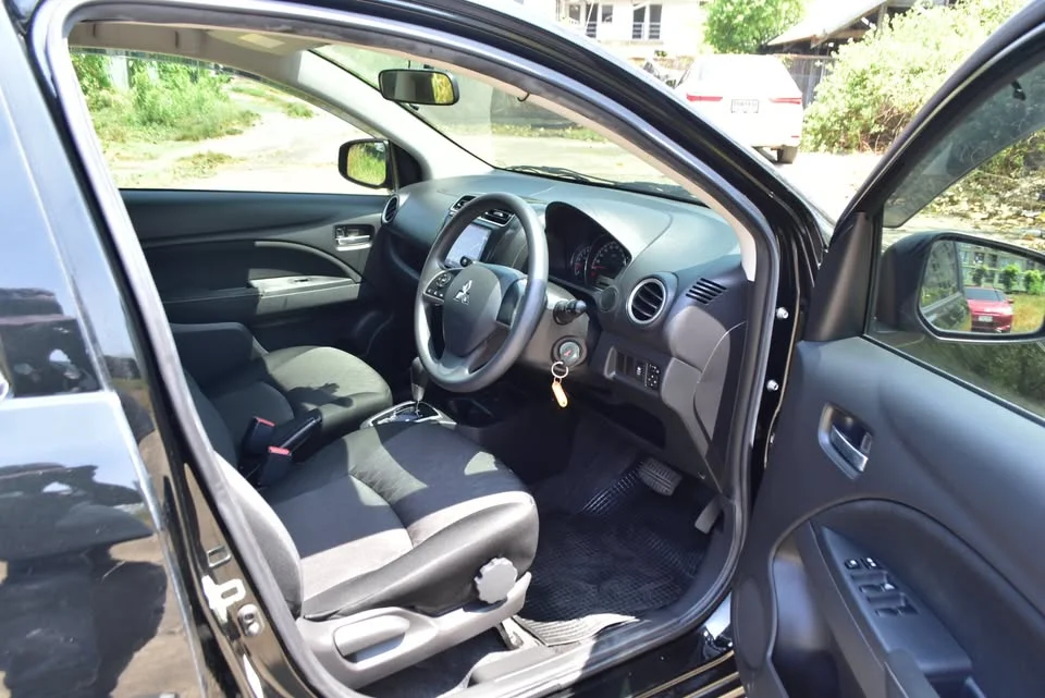 2020 Mitsubishi Mirage VI 2