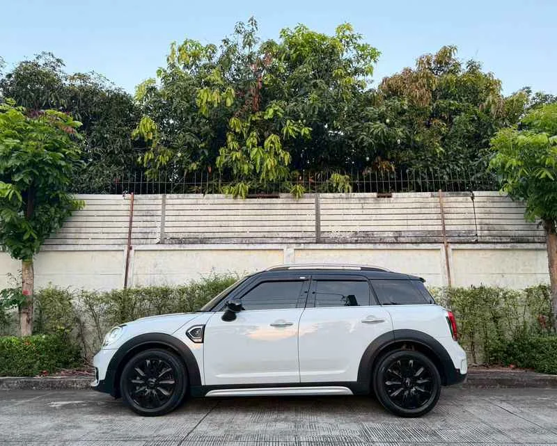 2020 Mini Countryman II 3