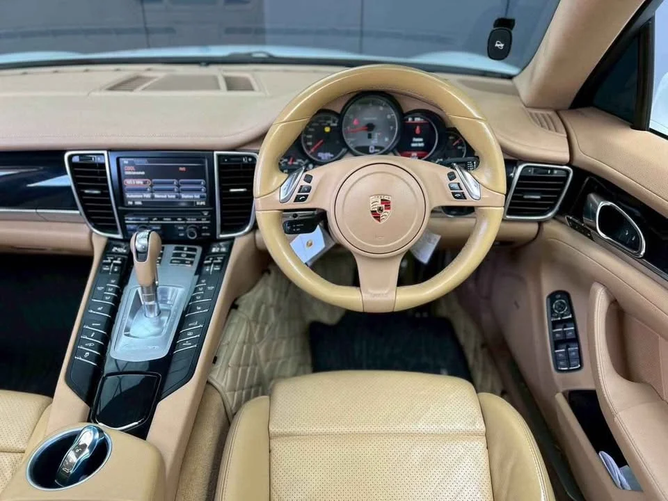 2013 Porsche Panamera I 3