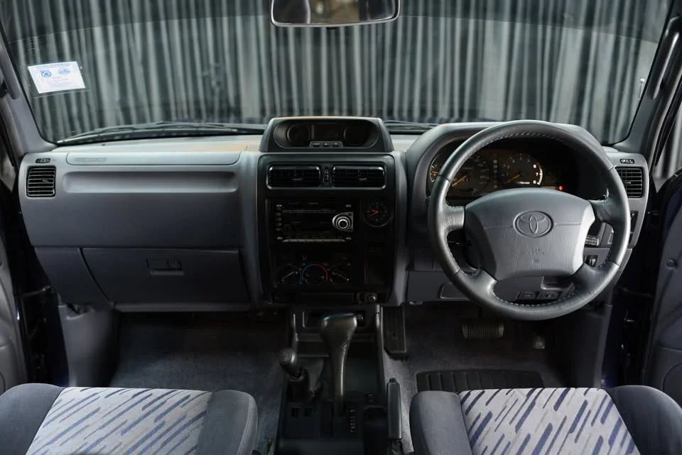 1997 Toyota Land Cruiser Prado J90 3