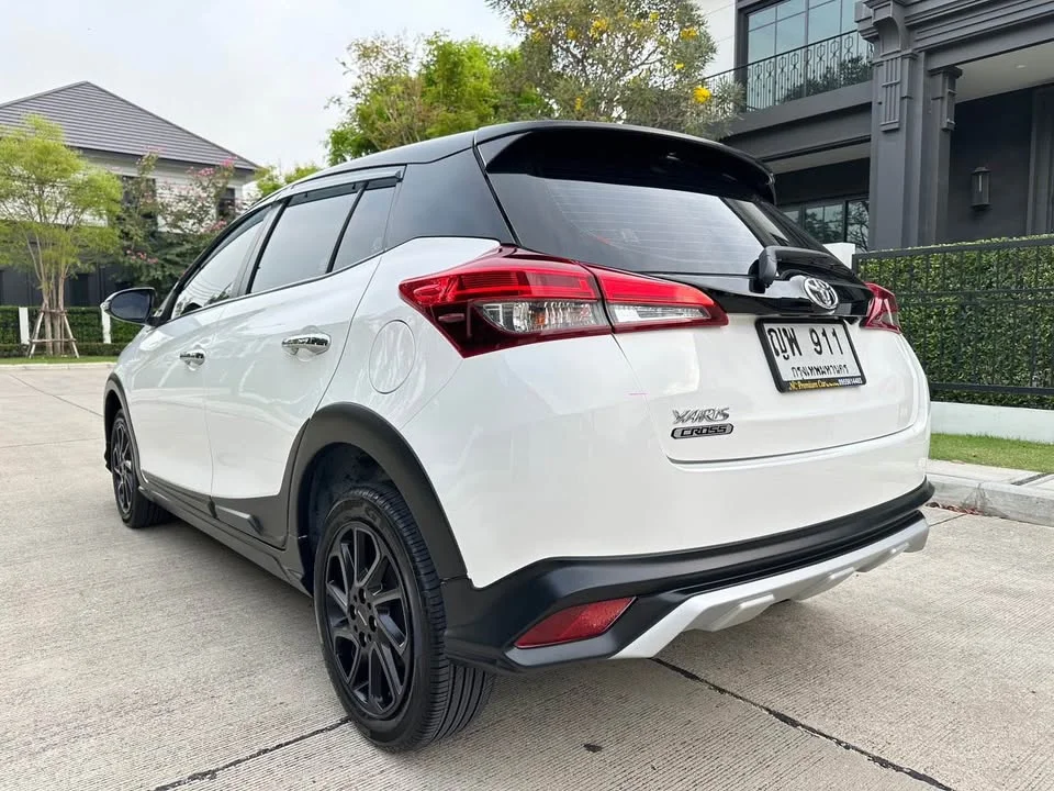 2020 Toyota Yaris III 2