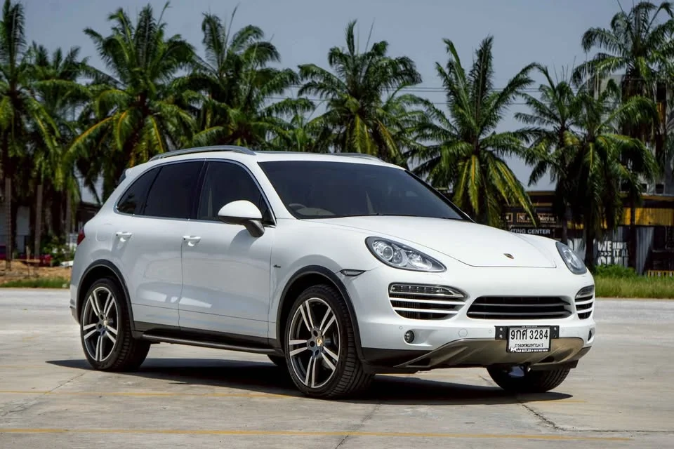 2012 Porsche Cayenne II 2
