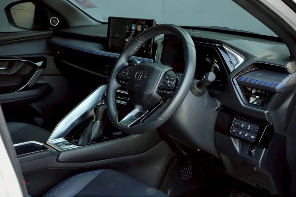 2023 Toyota Yaris Cross AC200 3