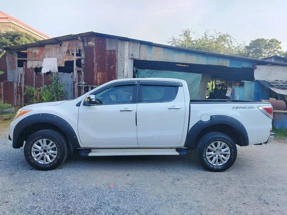 2012 Mazda BT-Series II 2