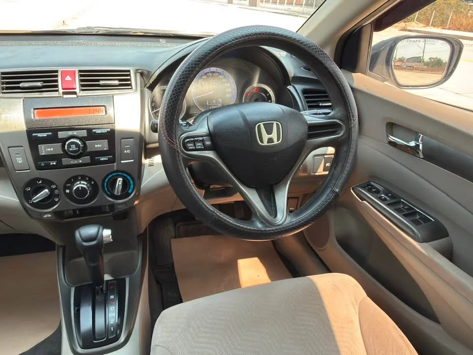 2012 Honda City V 2