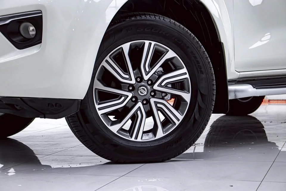 2019 Nissan Terra 2