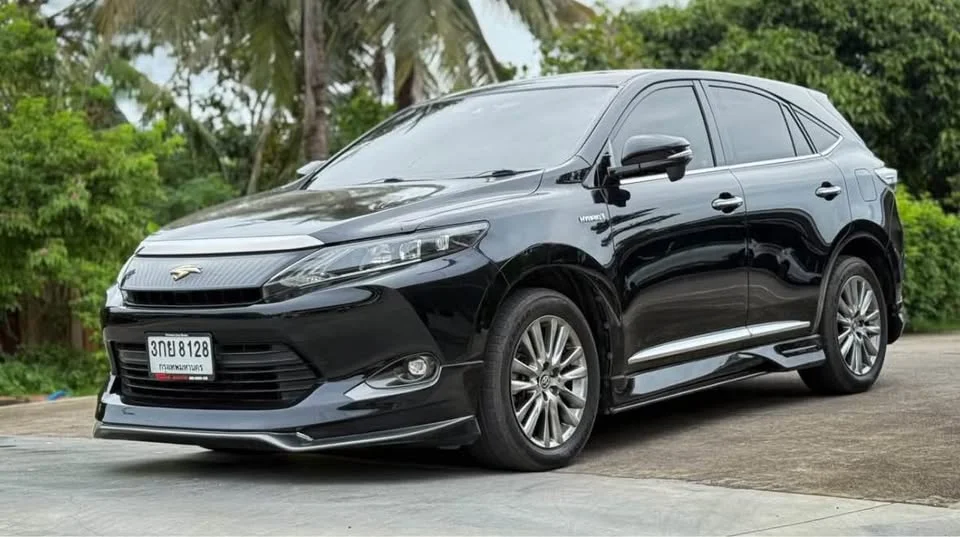 2014 Toyota Harrier III 3