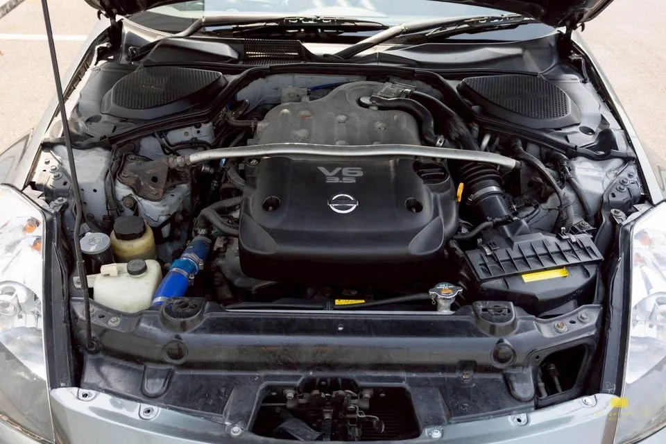 2004 Nissan 350Z V 3