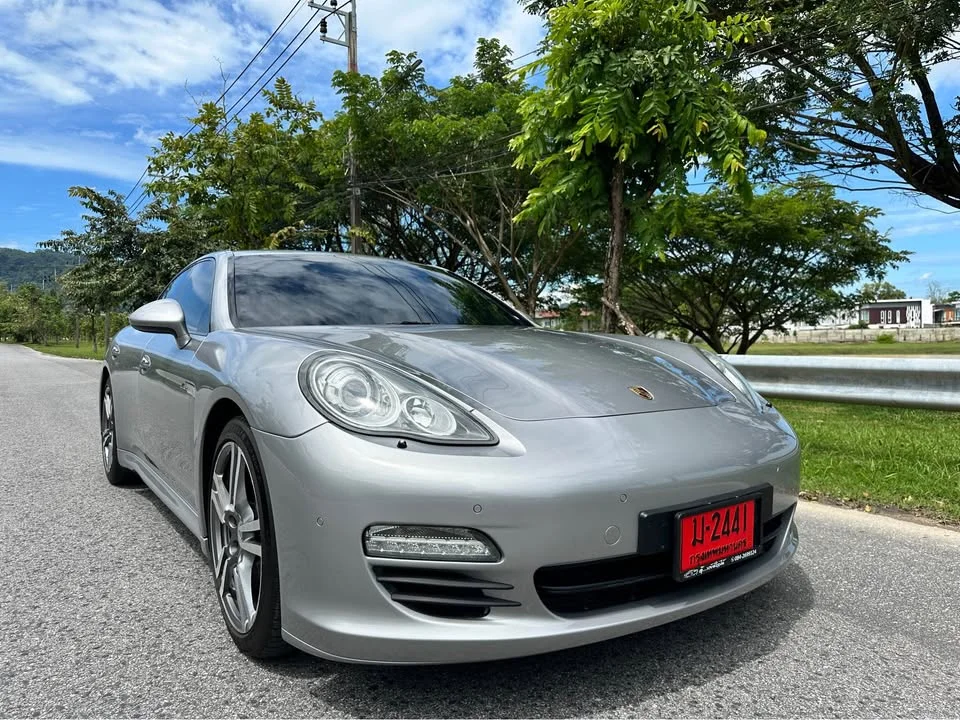 2012 Porsche Panamera I 2
