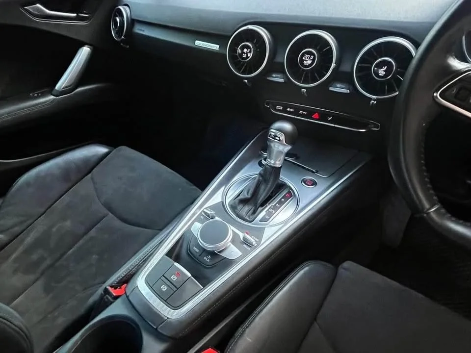 Audi TT Mk3 3