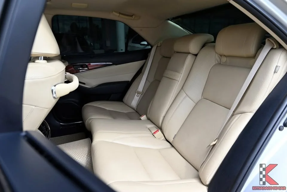 2014 Toyota Crown Majesta VI (S210) 2
